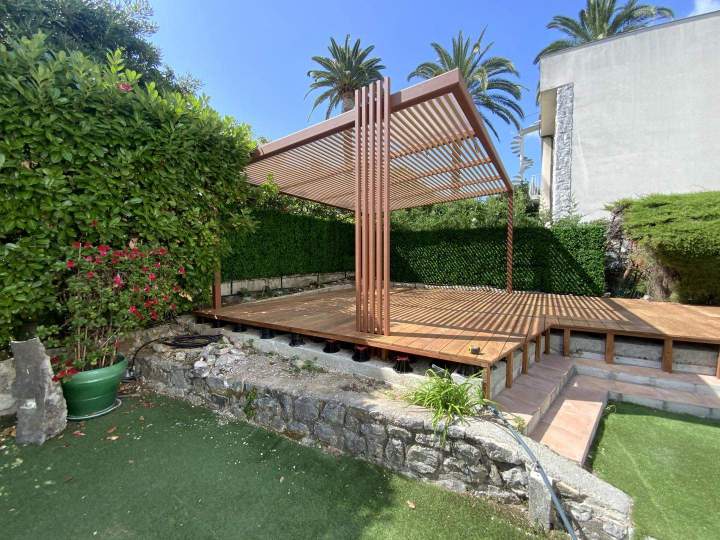Pose de pergolas Nice